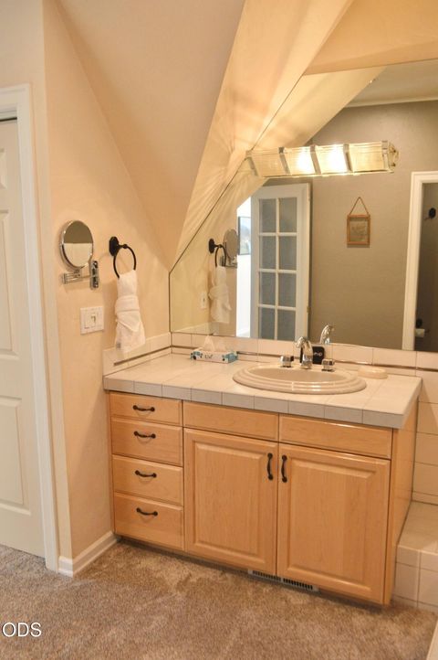 Tiny photo for 57041 Peppermill Circle #19-B, Sunriver, OR 97707 (MLS # 220223914)