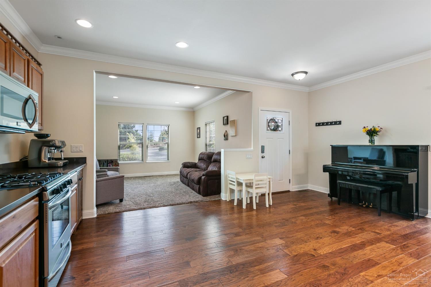 Parkway Village - Residential