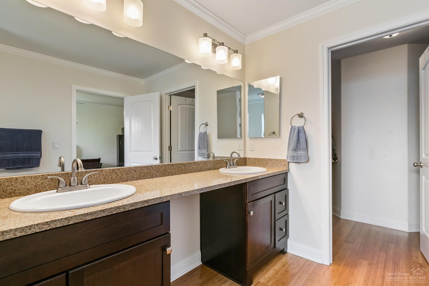 Parkway Village - Residential