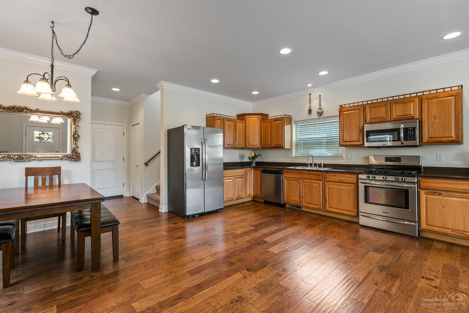 Parkway Village - Residential