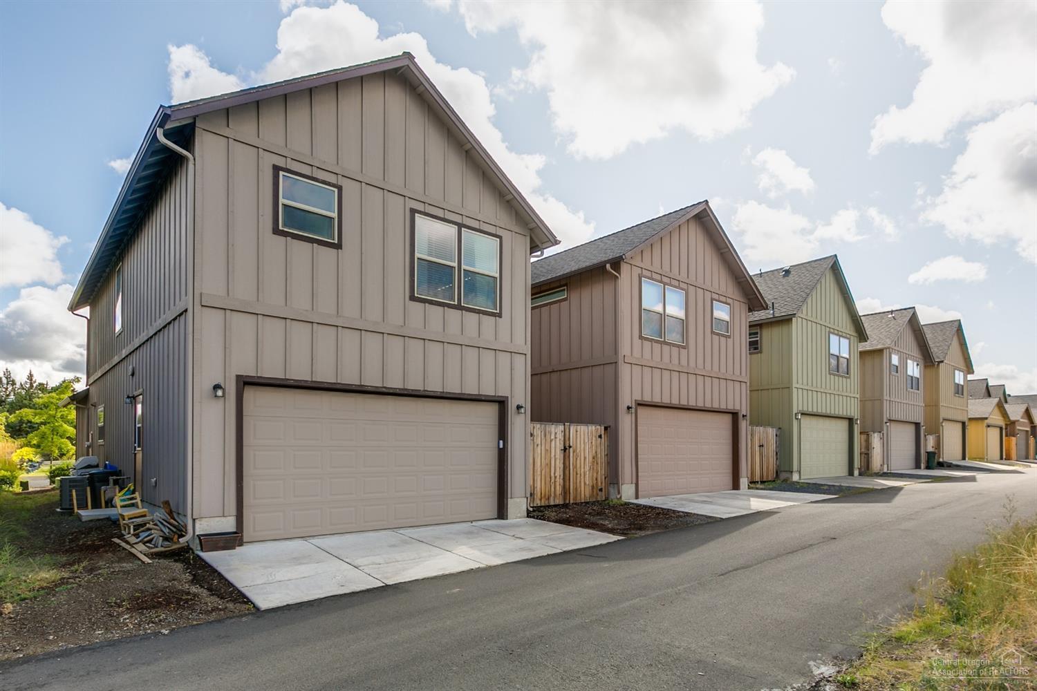 Parkway Village - Residential