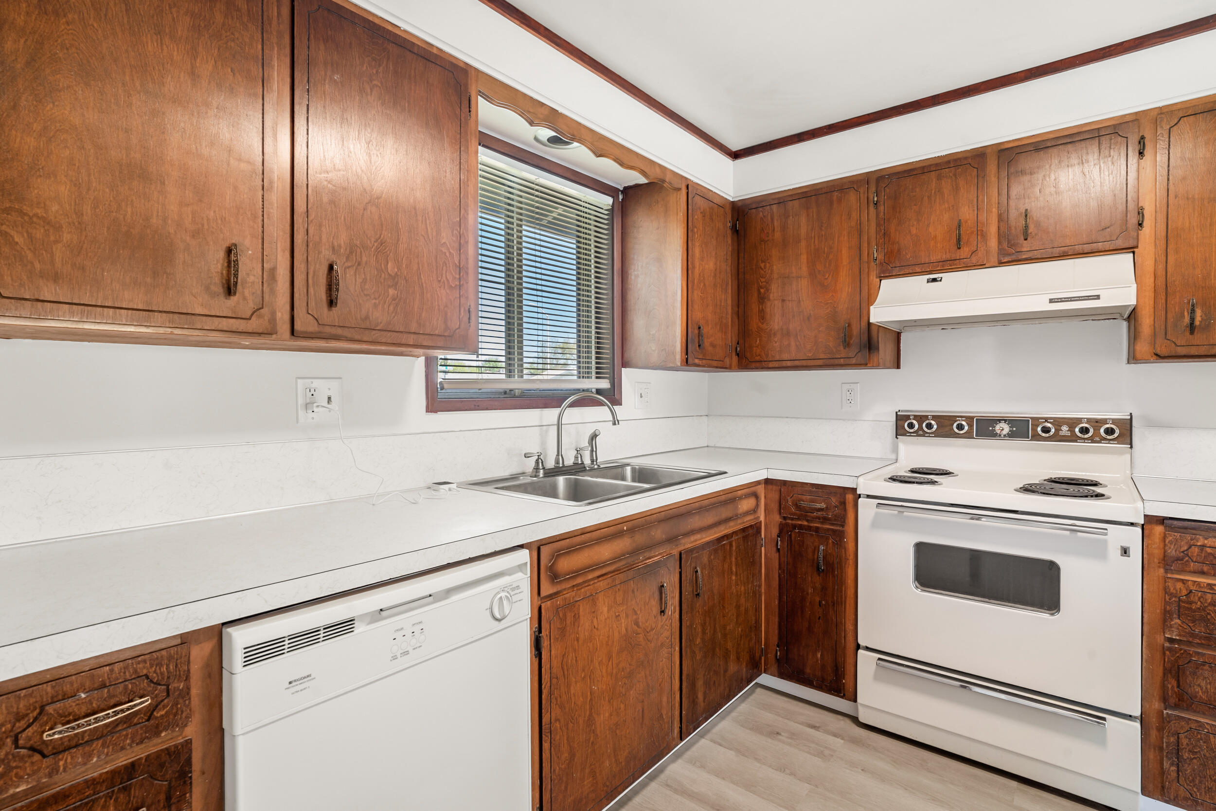 Cascade Village Unit No 5 - Residential