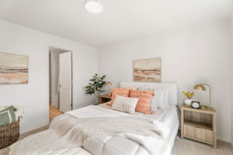 Tiny photo for 895 SE Starview Avenue SE, Madras, OR 97741 (MLS # 220219236)