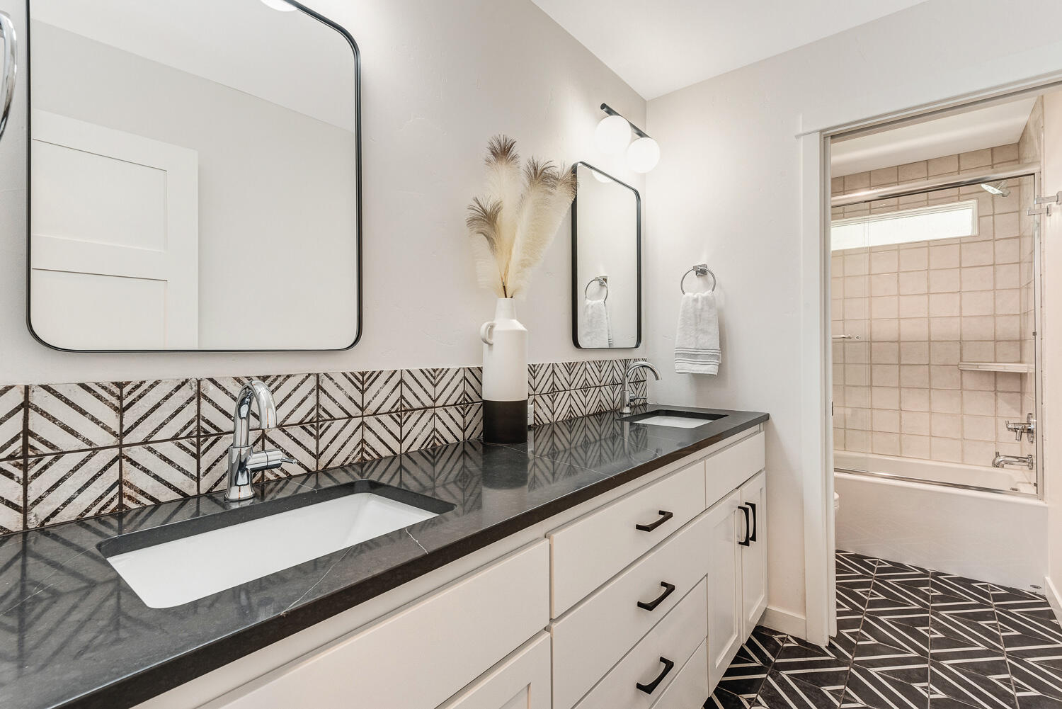 Three Pines - Residential