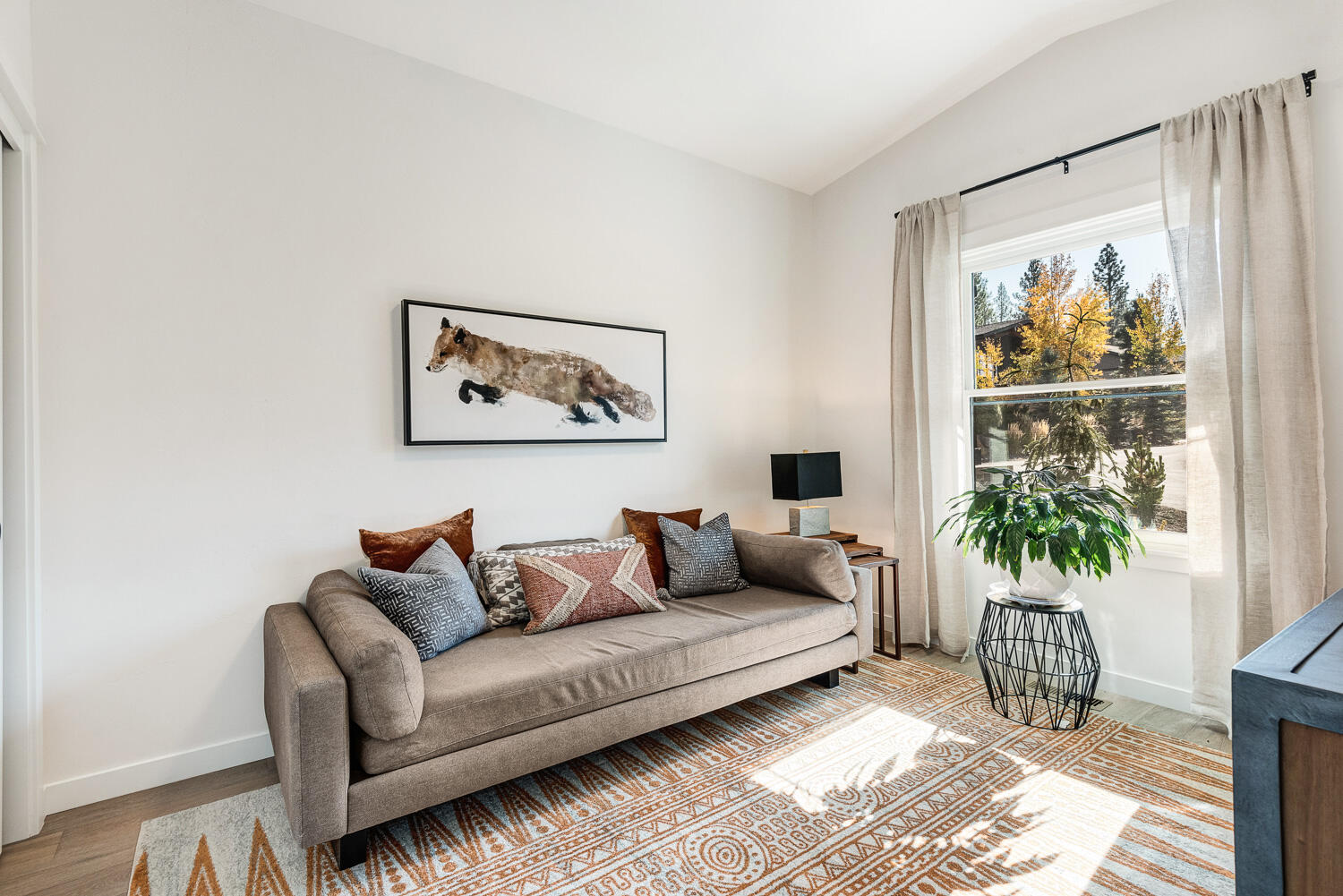 Three Pines - Residential