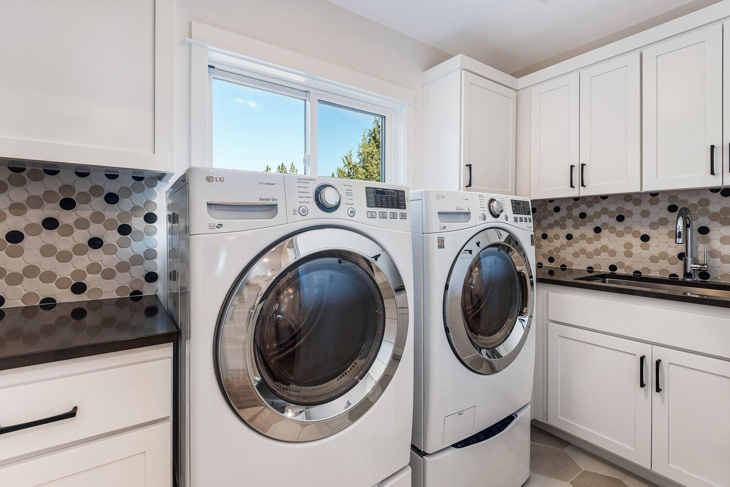 Three Pines - Residential