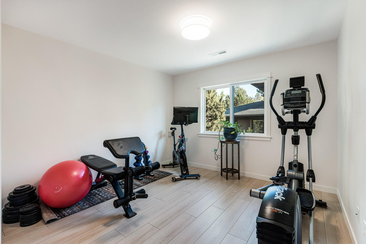 Three Pines - Residential