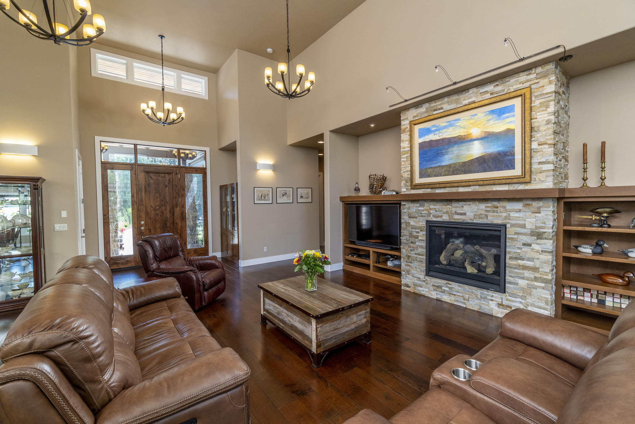 Broken Top - Residential