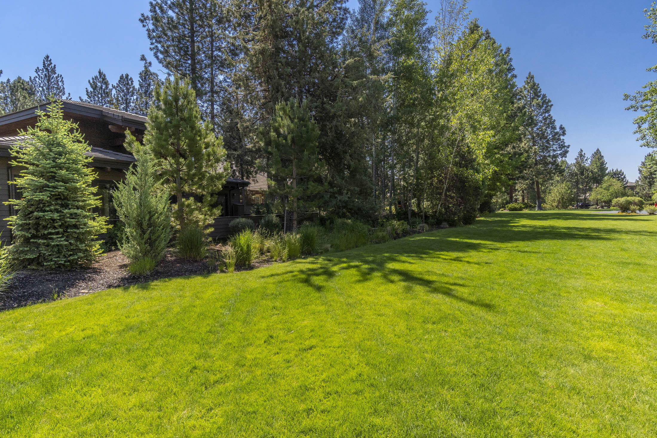 Broken Top - Residential