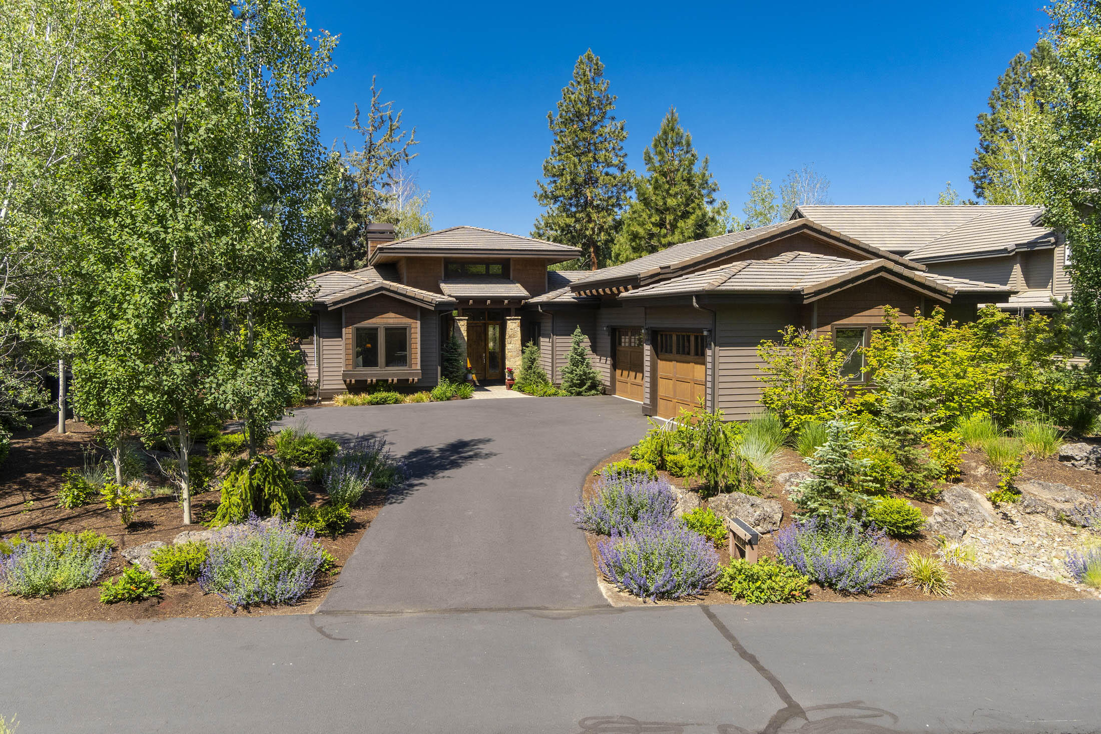 Broken Top - Residential