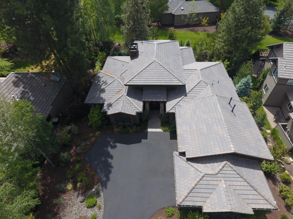 Broken Top - Residential