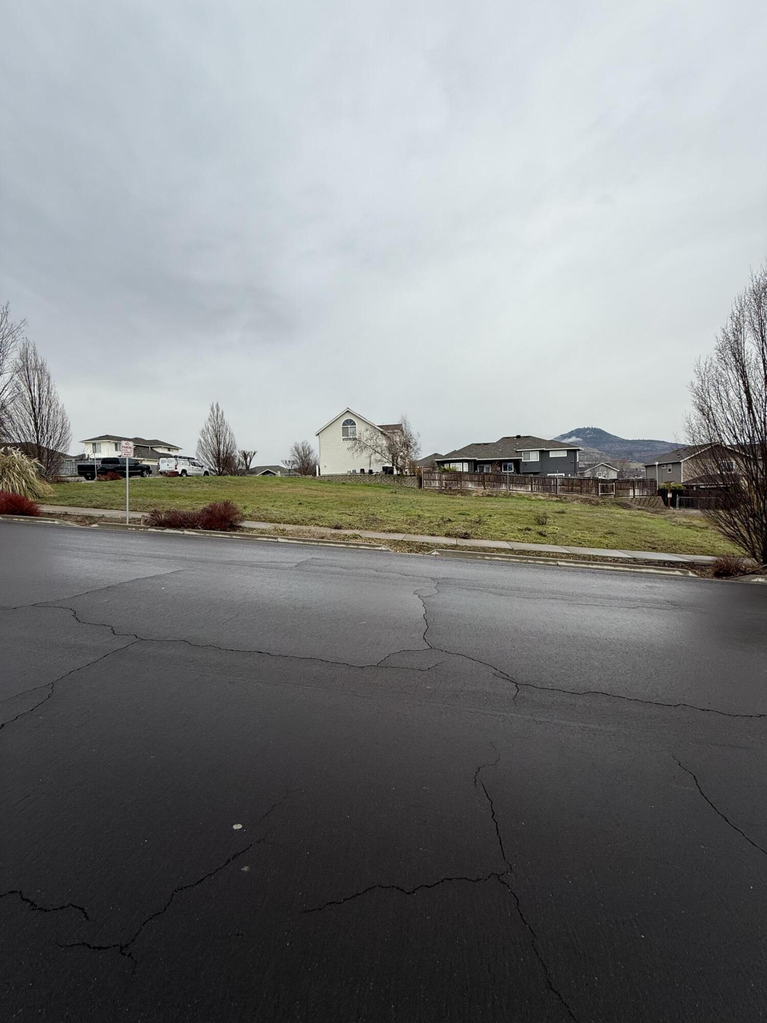 Arrowhead Heights Subdivision - Land