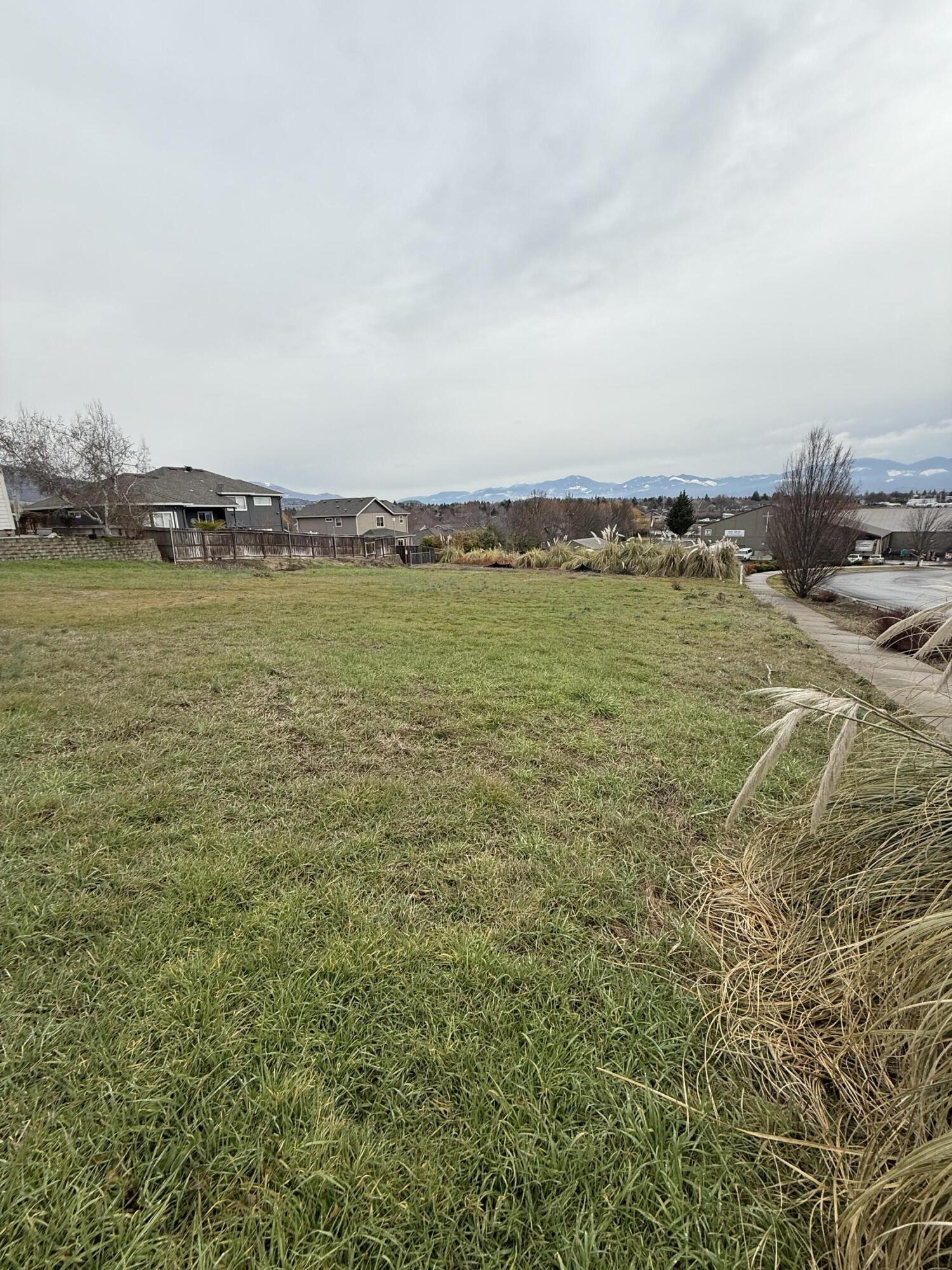 Arrowhead Heights Subdivision - Land