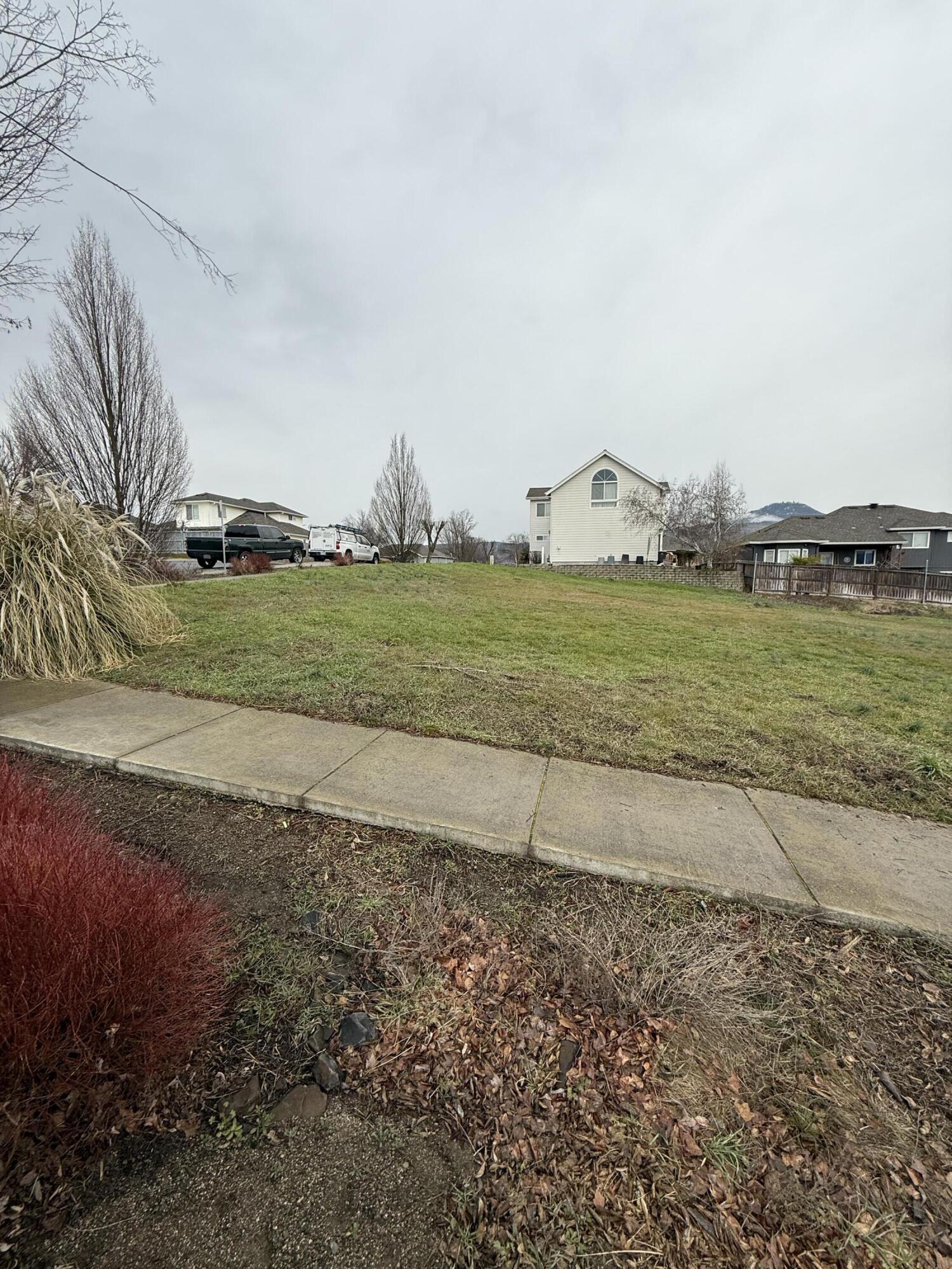 Arrowhead Heights Subdivision - Land