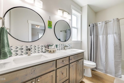 Tiny photo for 16429 Betty Court, La Pine, OR 97739 (MLS # 220226988)