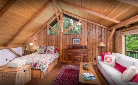 Tiny photo for 818 Slagle Creek Road, Grants Pass, OR 97527 (MLS # 220222959)