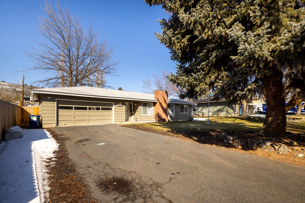 West Hills Homes - Residential