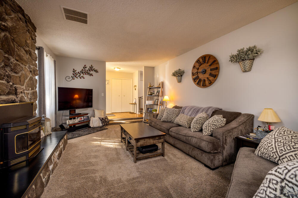 West Hills Homes - Residential