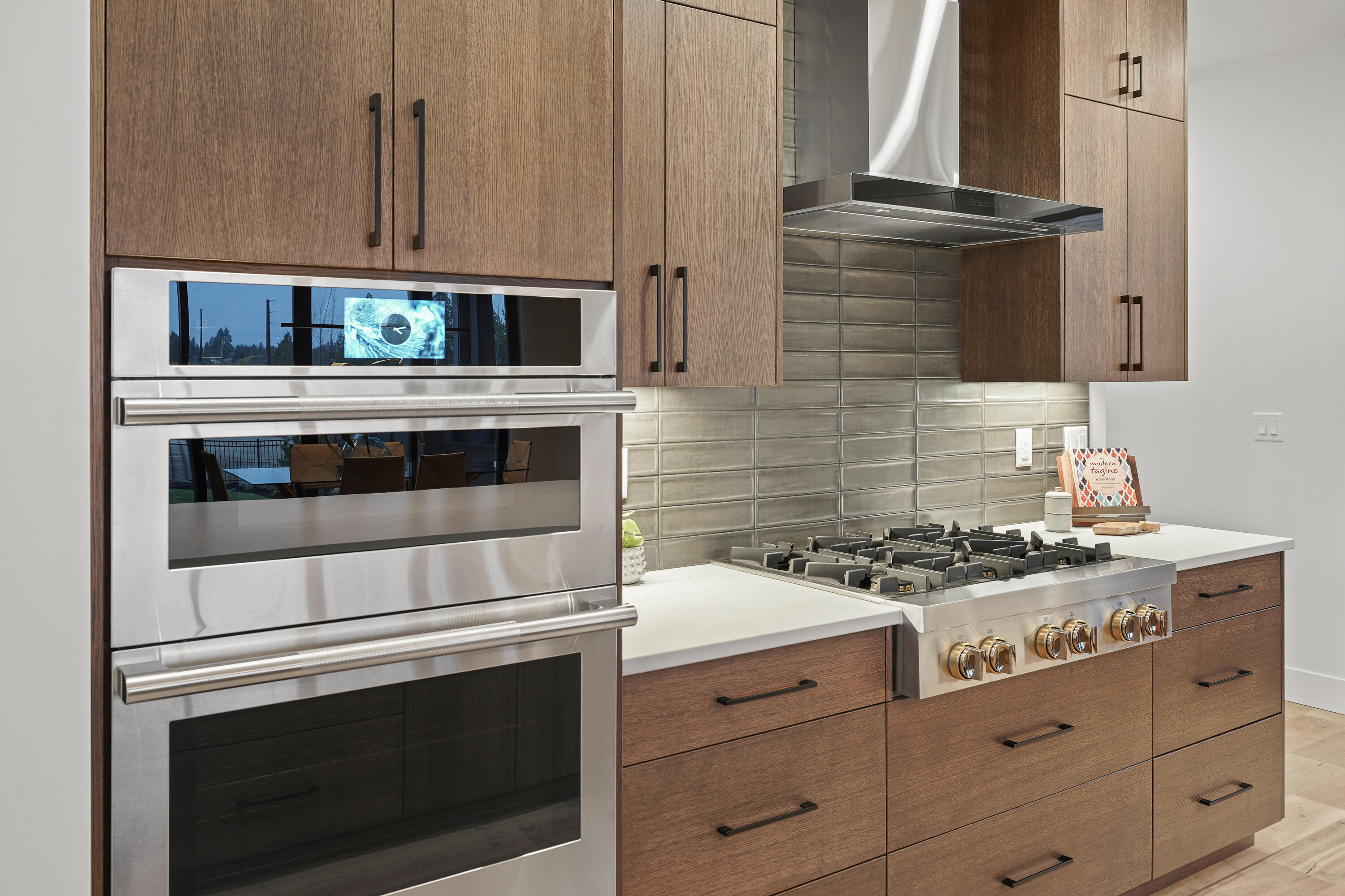 Discovery West Phase 4 - Residential