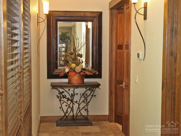 Broken Top - Residential