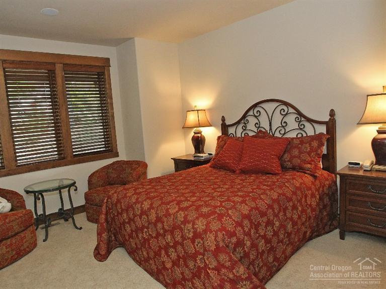 Broken Top - Residential