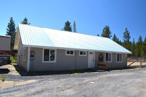 Photo of 132860 Highway 97 N, Crescent, OR 97733 (MLS # 220217037)