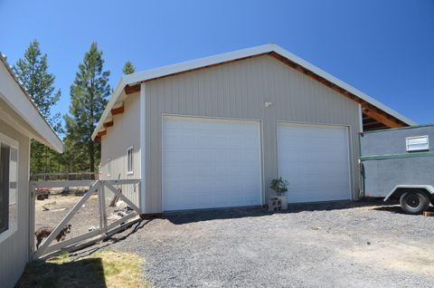 Tiny photo for 132860 Highway 97 N, Crescent, OR 97733 (MLS # 220217037)