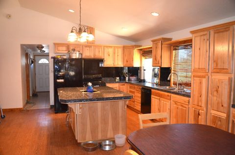 Tiny photo for 132860 Highway 97 N, Crescent, OR 97733 (MLS # 220217037)