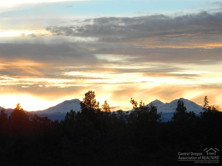 Tetherow Crossing - Residential