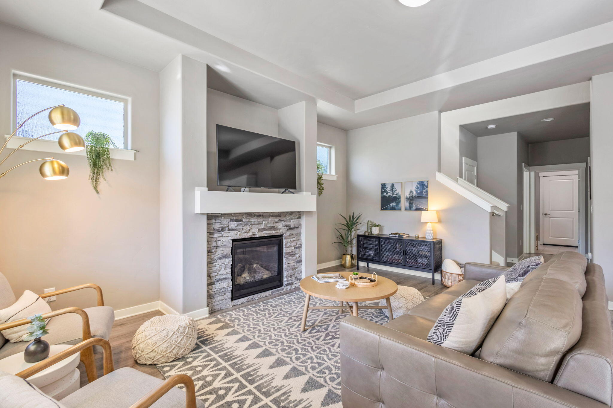 61054 SE Sydney Harbor Drive