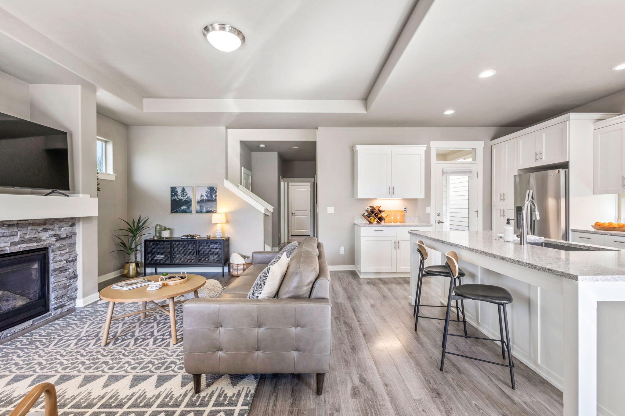 61054 SE Sydney Harbor Drive