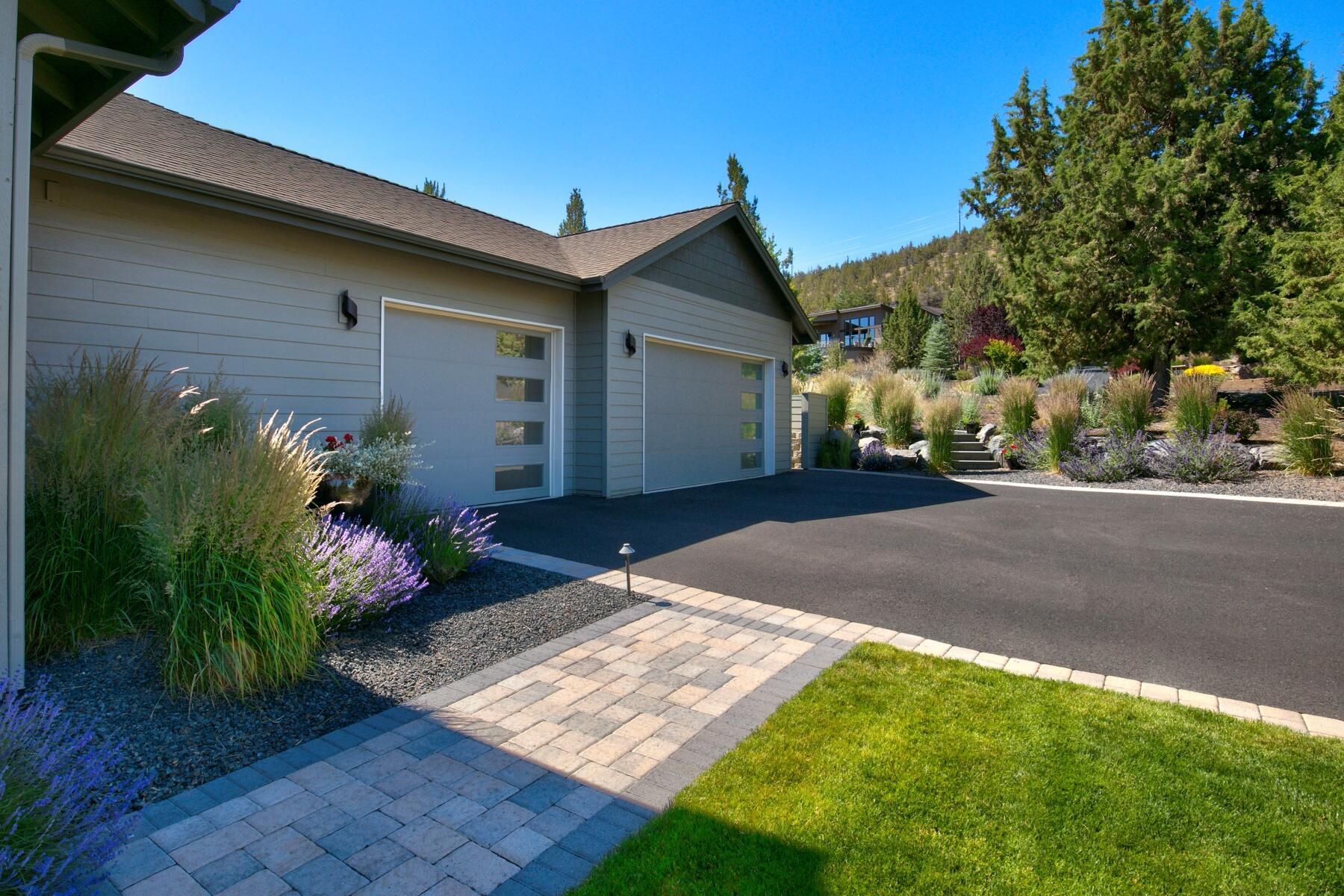 10211 Sundance Ridge Loop