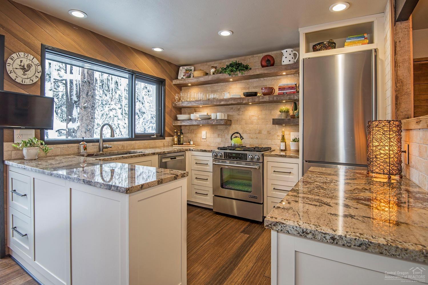 Meadow House - Residential