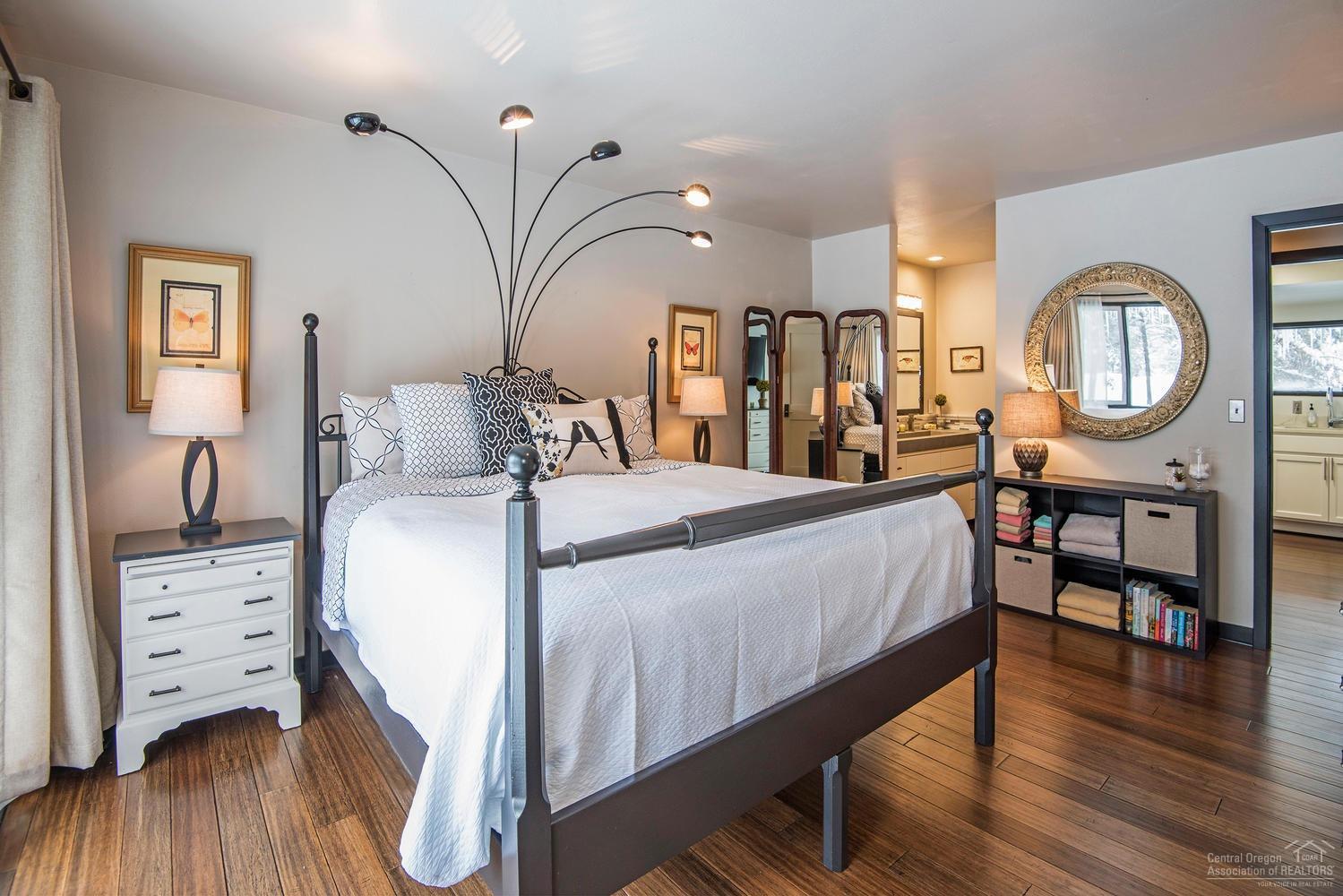 Meadow House - Residential