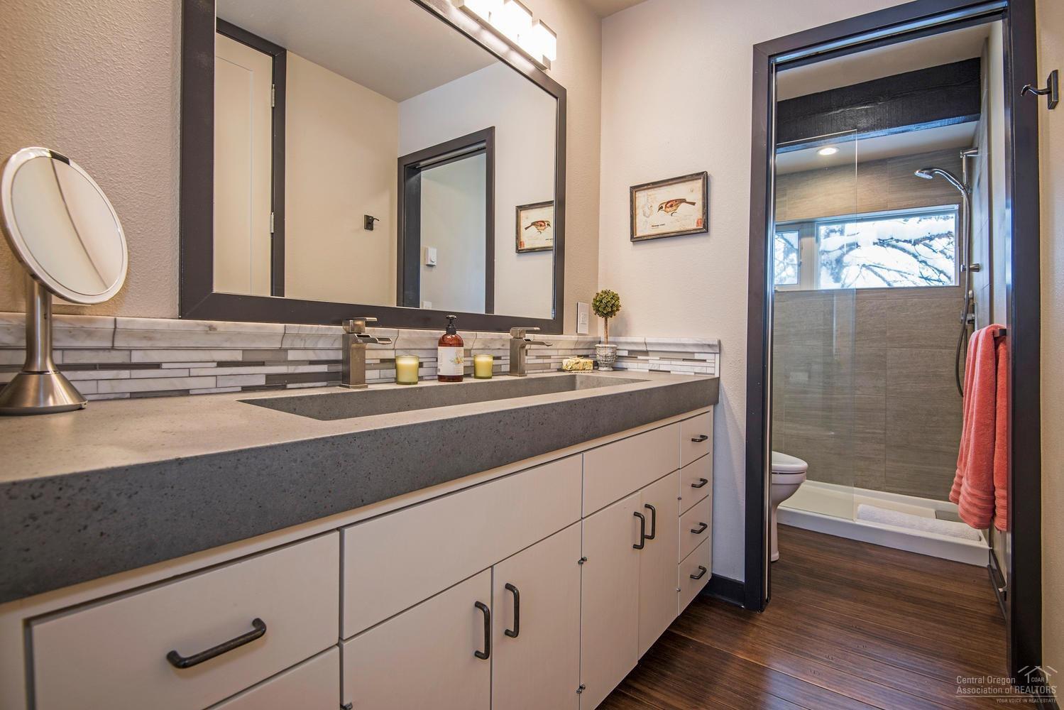 Meadow House - Residential