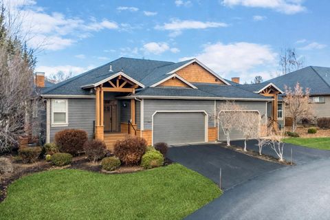 Tiny photo for 8433 Forest Ridge Loop, Redmond, OR 97756 (MLS # 220217601)