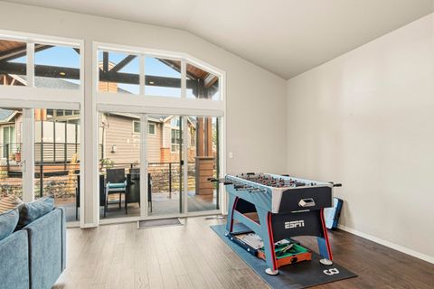 Tiny photo for 8433 Forest Ridge Loop, Redmond, OR 97756 (MLS # 220217601)