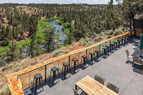 Tiny photo for 8433 Forest Ridge Loop, Redmond, OR 97756 (MLS # 220217601)