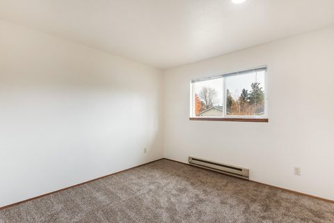 Tiny photo for 2843 NE Purcell Boulevard, Bend, OR 97701 (MLS # 220211896)