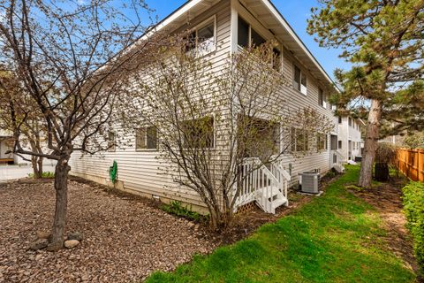 Tiny photo for 2843 NE Purcell Boulevard, Bend, OR 97701 (MLS # 220211896)