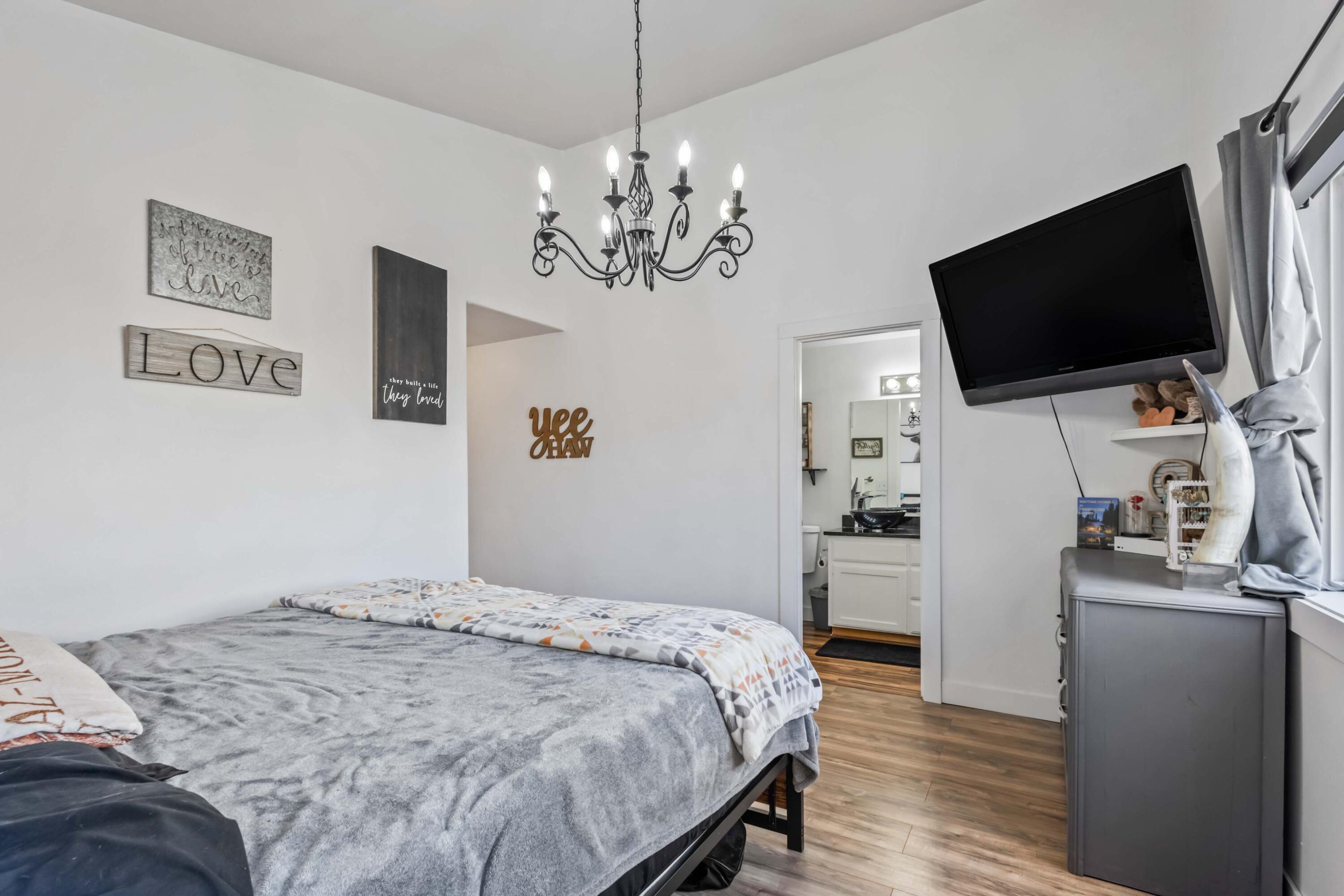 Palisades Estate - Residential