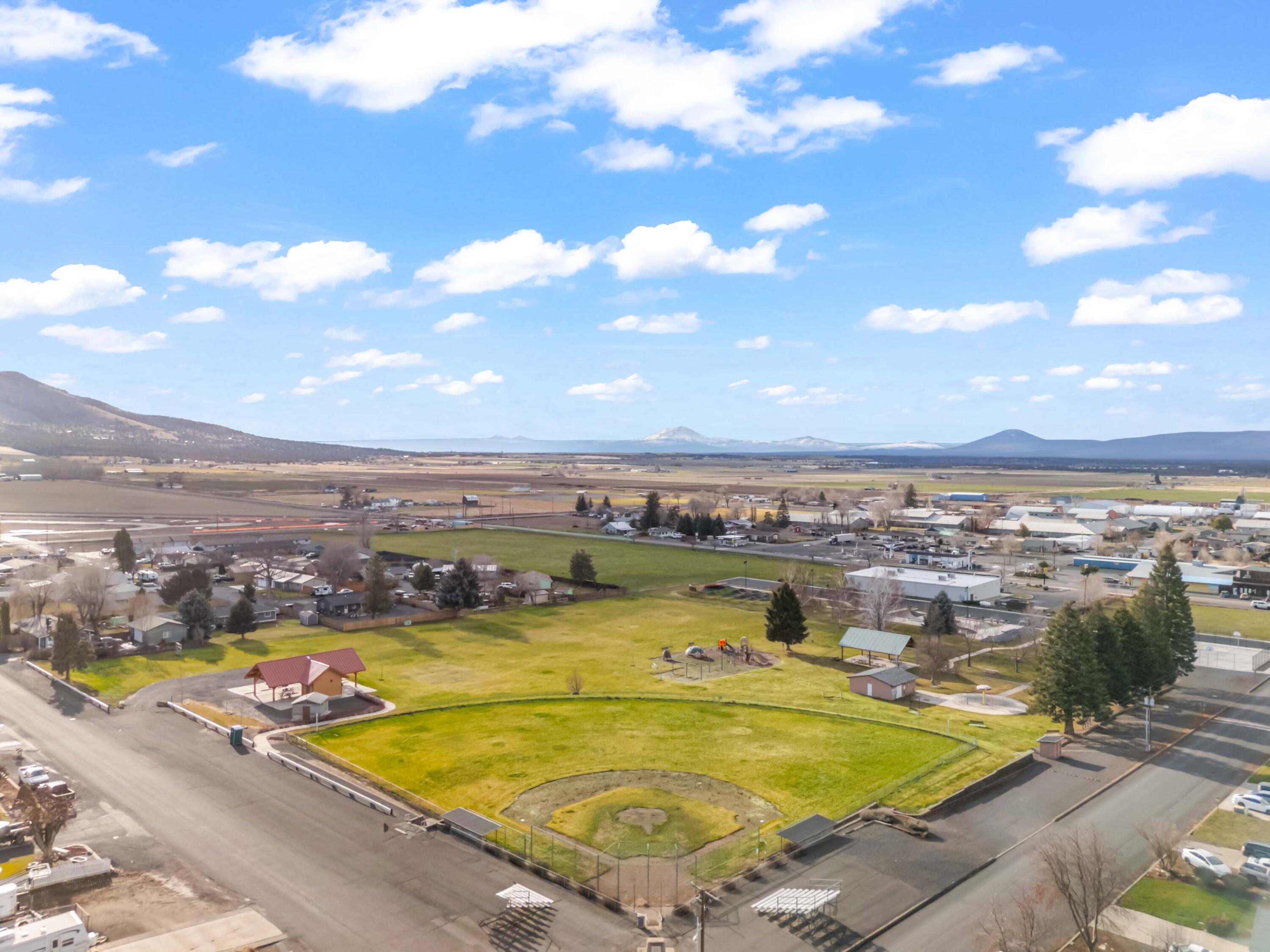 Palisades Estate - Residential