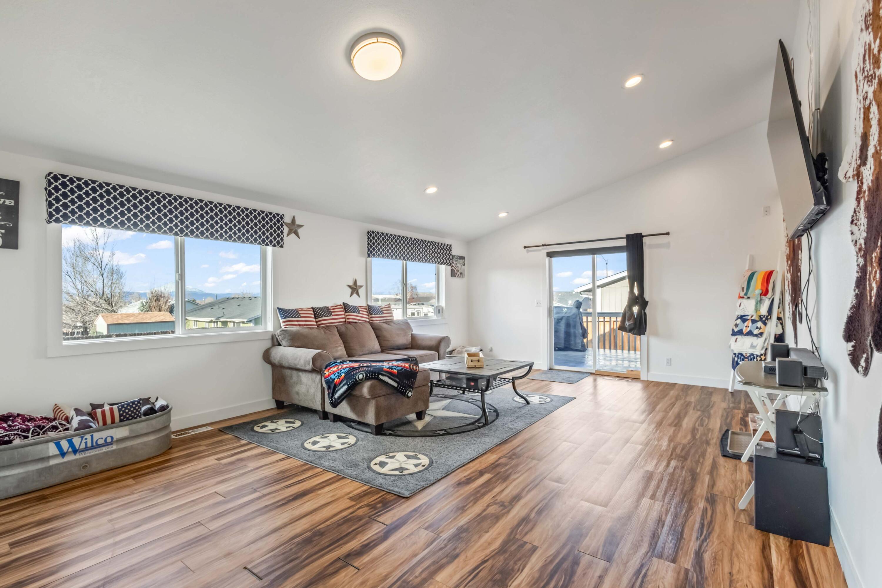 Palisades Estate - Residential