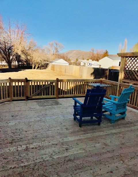 Tiny photo for 3919 Bristol Avenue, Klamath Falls, OR 97603 (MLS # 220212758)