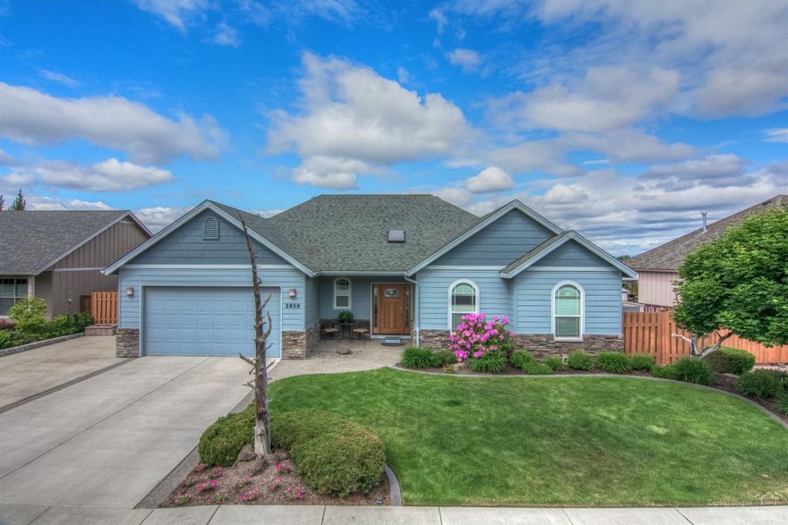 Come home and enjoy fabulous Cascade Mountain views from this immaculate and spacious home. Sitting on Redmond's Dry Canyon, you will be awed as you step in through the front door as the large windows frame the beautiful Central Oregon landscape. This nicely updated single level home is 3 bed/2 bath plus a den/office. Relax in the large fenced backyard with a paver patio and hot tub and enjoy those same stunning views!