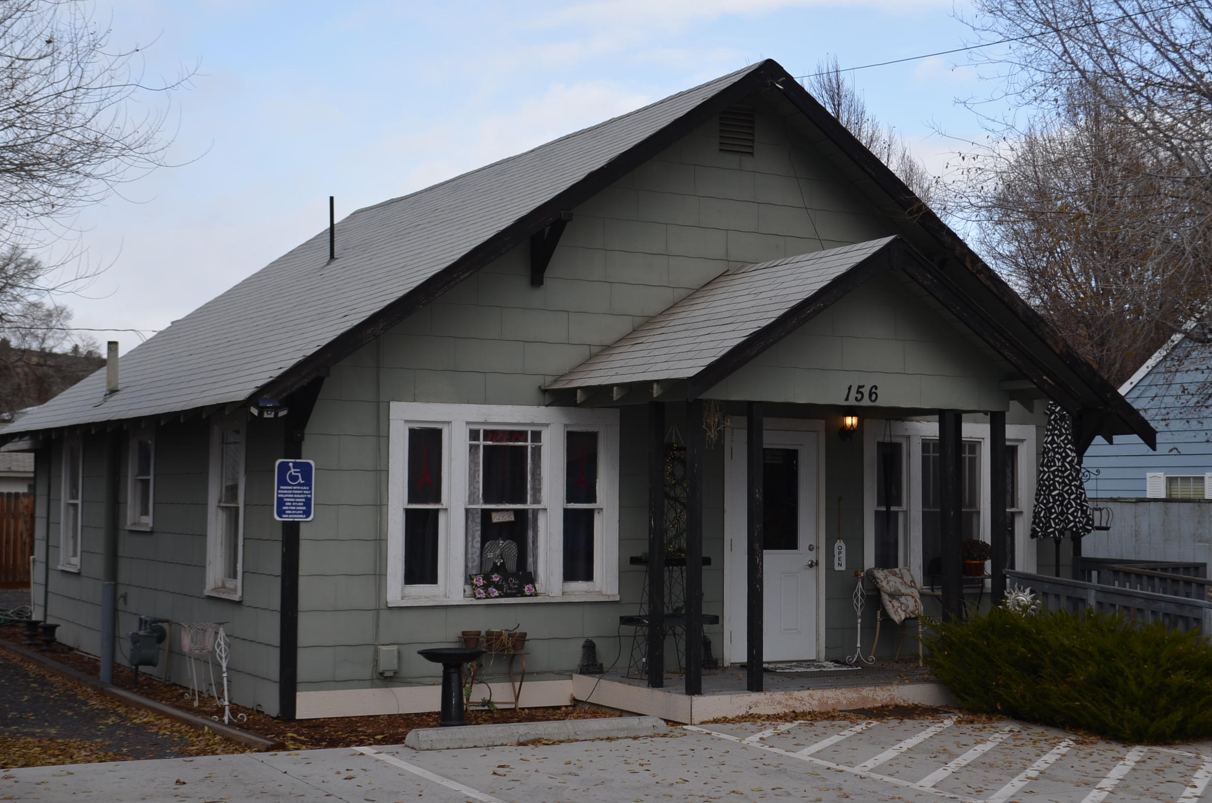 Palmain - Commercial Sale