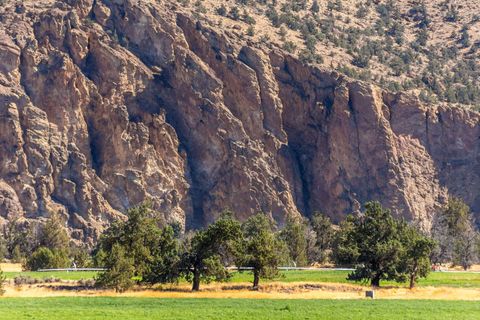 Tiny photo for 711 NE Good Pasture Loop #LH 43, Terrebonne, OR 97760 (MLS # 220219039)