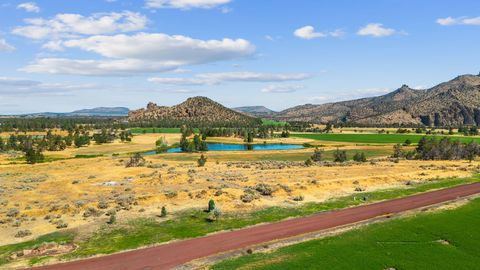 Tiny photo for 711 NE Good Pasture Loop #LH 43, Terrebonne, OR 97760 (MLS # 220219039)