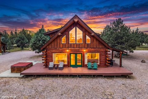 Tiny photo for 7423 SW Sand Ridge Road, Terrebonne, OR 97760 (MLS # 220219414)