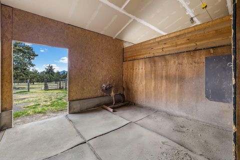 Tiny photo for 7423 SW Sand Ridge Road, Terrebonne, OR 97760 (MLS # 220219414)